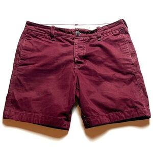 Abercrombie 7” Button Front Chino Shorts 32
